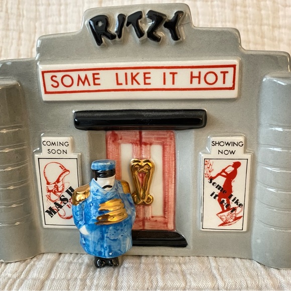 Swineside Ceramics Teapot - Picture 2 of 8